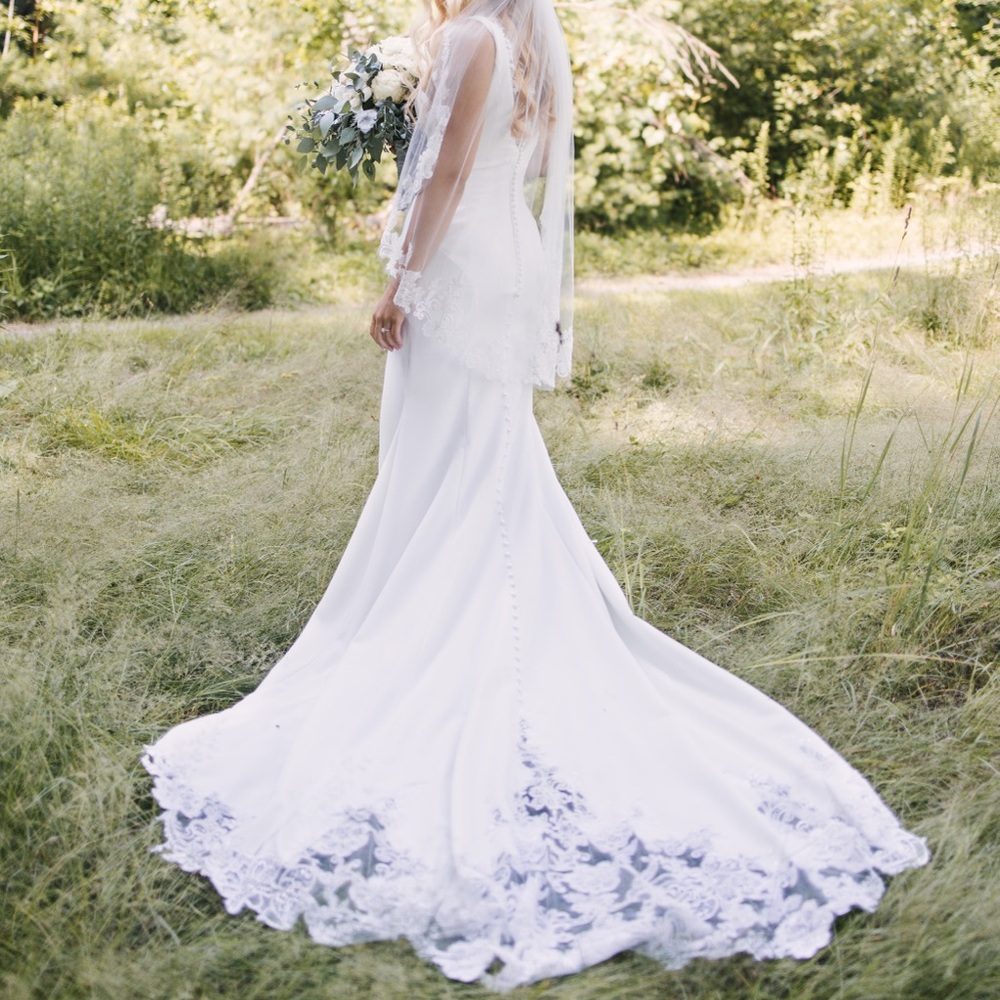Trumpet wedding dress, short sleeved - Picture 3 of 6